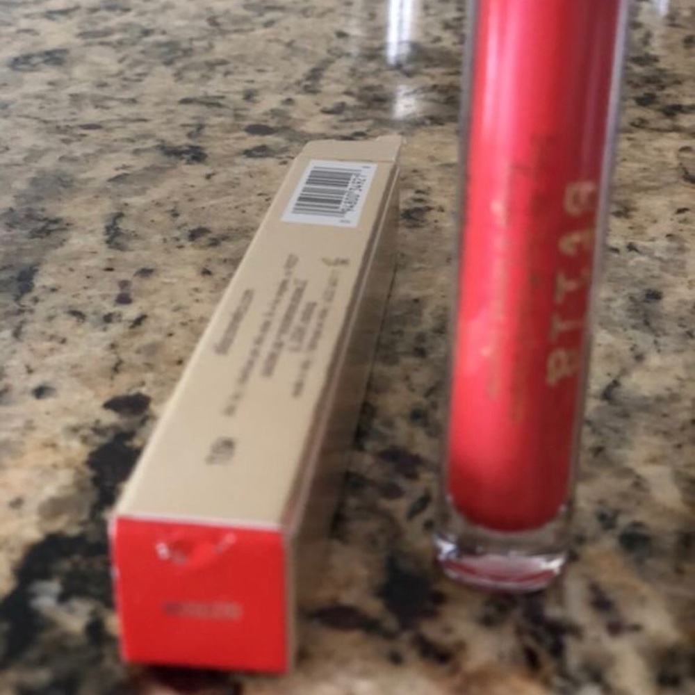 Stila - Picture 3 of 4
